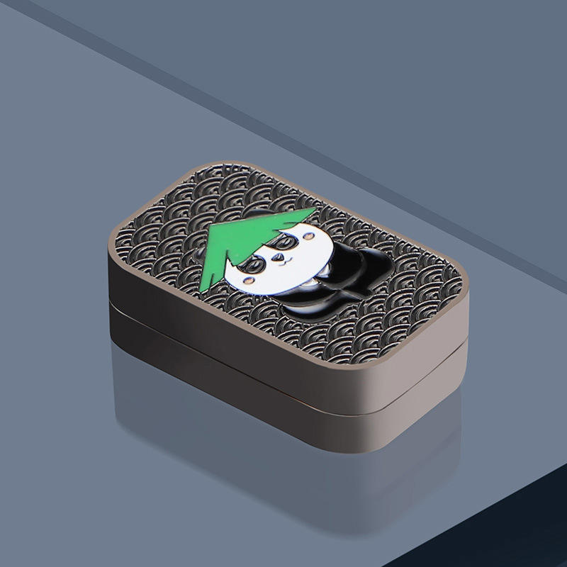 Panda Pushing Card Fidget Toy