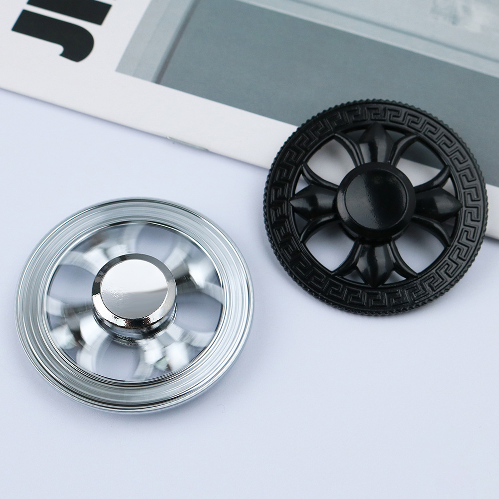 Clover Petal Pushing Card Fidget Spinner